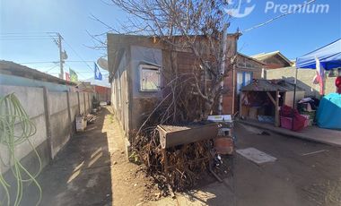 Casa en Venta en CALETA HORNOS // SECTOR TIERRAS BLANCAS