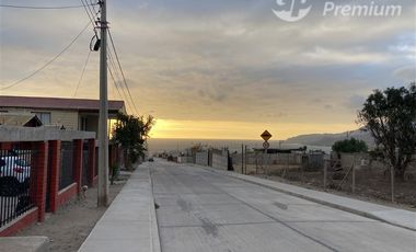 Casa en Venta en CALETA HORNOS // SECTOR TIERRAS BLANCAS