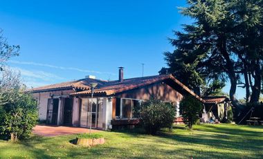 CASA QUINTA 5 AMBIENTES EN VENTA VICENTE CASARES