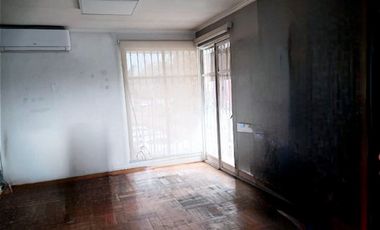 Local Comercial en Arriendo en Lautaro Ferrer, Los Leones, Providencia, RM