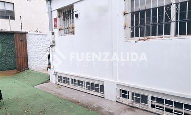 Local Comercial en Arriendo en Lautaro Ferrer, Los Leones, Providencia, RM