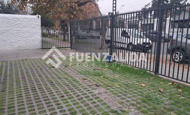 Local Comercial en Arriendo en Lautaro Ferrer, Los Leones, Providencia, RM