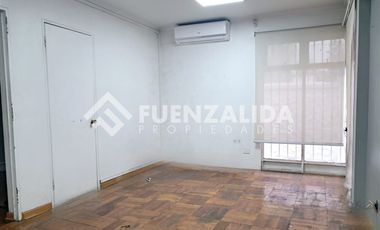 Local Comercial en Arriendo en Lautaro Ferrer, Los Leones, Providencia, RM