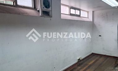 Local Comercial en Arriendo en Lautaro Ferrer, Los Leones, Providencia, RM