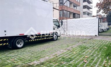 Local Comercial en Arriendo en Lautaro Ferrer, Los Leones, Providencia, RM