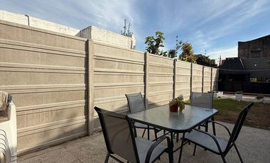 CASA EN VENTA 5 AMBIENTES MAS UN DPTO 3 AMBIENTES