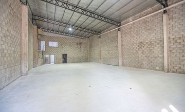VENTA GALPON 310 MTS GRAL RODRIGUEZ COLECTORA