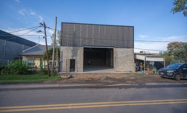 VENTA GALPON 310 MTS GRAL RODRIGUEZ COLECTORA