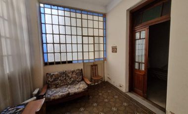 LANUSITA-8,66x38 mts-EDIFICIO-PERMUTA X DEPTOS EFE