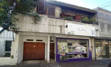 Venta Casa 4 Amb c/ Pileta Quincho, Local -Permuta