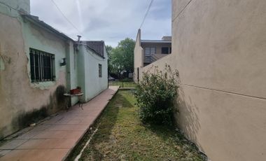Casa  a reciclar Lote ideal inversión APTO CRÉDITO