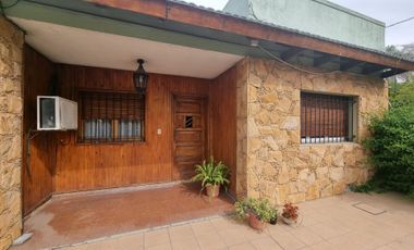 Casa  a reciclar Lote ideal inversión APTO CRÉDITO