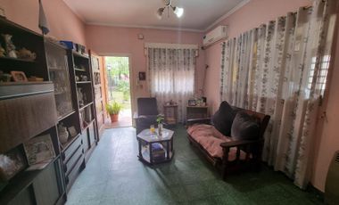 Casa  a reciclar Lote ideal inversión APTO CRÉDITO