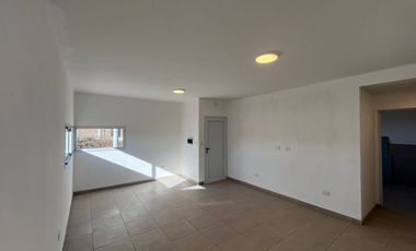 Casa sobre J. Selva Norte 2045
