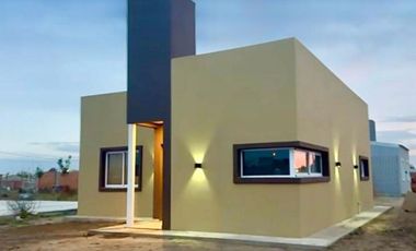 Casa sobre J. Selva Norte 2045