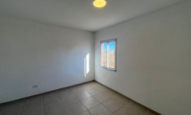 Casa sobre J. Selva Norte 2045