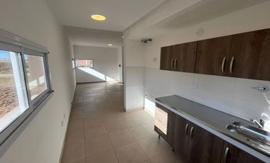 Casa sobre J. Selva Norte 2045