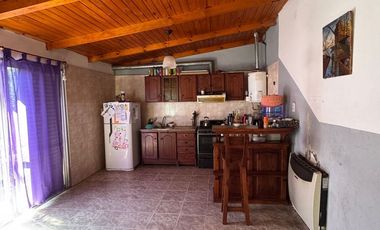 CASA EN VENTA EN PEHUAJÓ CON GARAGE