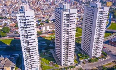 VENTA DPTO 2 DORM GNI CARDINALES SUQUIA COCHERA