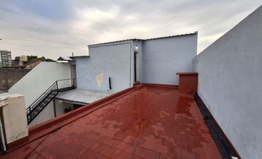 CASA 3 AMB. VENTA DON BOSCO  QUILMES CON QUINCHO