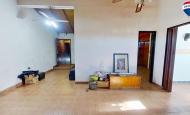 VENTA CASA 5 AMB CON PARRILLA Y COCHERA, WILDE