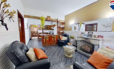 VENTA CASA 5 AMB CON PARRILLA Y COCHERA, WILDE