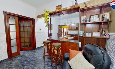 VENTA CASA 5 AMB CON PARRILLA Y COCHERA, WILDE