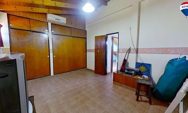VENTA CASA 5 AMB CON PARRILLA Y COCHERA, WILDE