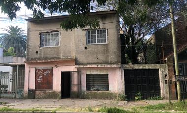 CASA 5 AMB EN VENTA EN BERAZATEGUI