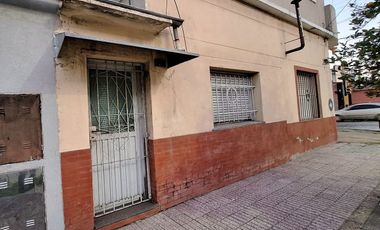 PH 3 AMB. VENTA DOMINICO AVELLANEDA A REFACCIONAR
