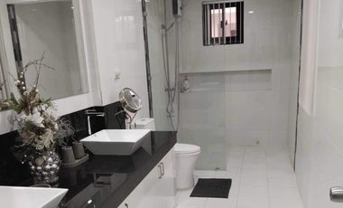 For Rent Apartment - 2 Bedroom Townhouse 2 Lounge Room, Angeles