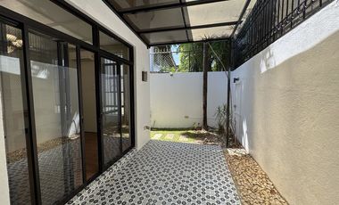 Newly Renovated Bungalow House and Lot in BF Homes, Parañaque
