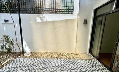 Newly Renovated Bungalow House and Lot in BF Homes, Parañaque