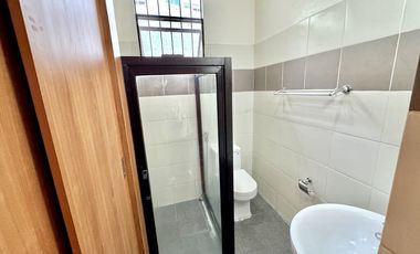 Newly Renovated Bungalow House and Lot in BF Homes, Parañaque