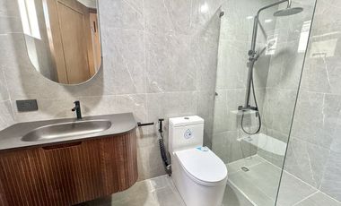 Newly Renovated House & Lot with Spacious Garden for Sale in BF Homes, Parañaque