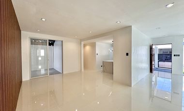 Newly Renovated House & Lot with Spacious Garden for Sale in BF Homes, Parañaque