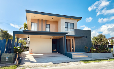 Prime 4-Bedroom House and Lot for Sale in South Forbes, Silang, Cavite