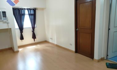 Condo For Sale!!!! One Gateway, Pioneer, Mandaluyong