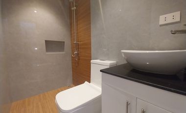 For Sale Pre-Selling Elegant Finished Three (3) Storey Duplex House and Lot in P