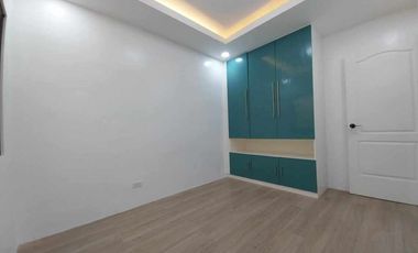 For Sale Modern Design Two (2) Storey Duplex House and Lot in Pilar Village Las