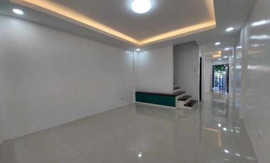For Sale Modern Design Two (2) Storey Duplex House and Lot in Pilar Village Las