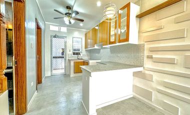 For Sale Modern Design Newly-Built Two (2) Storey Triplex in Pilar Village Las P