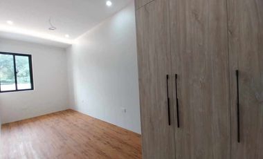 For Sale Pre-Selling Elegant Finished Three (3) Storey Triplex House and Lot in