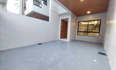 For Sale Pre-Selling Elegant Finished Three (3) Storey Triplex House and Lot in