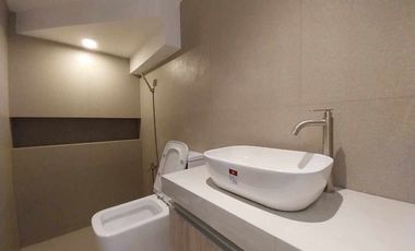 For Sale Pre-Selling Elegant Finished Three (3) Storey Triplex House and Lot in