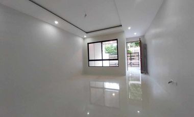 For Sale Pre-Selling Elegant Finished Three (3) Storey Triplex House and Lot in