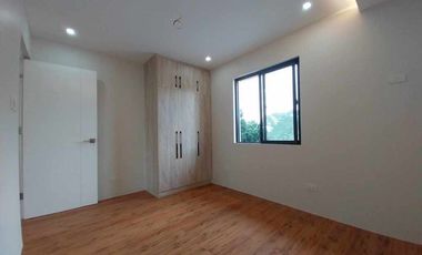 For Sale Pre-Selling Elegant Finished Three (3) Storey Triplex House and Lot in
