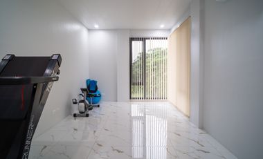 FOR SALE: Elegant 4-Bedroom Home in The Orchard Golf and Country Club, Dasmariñas