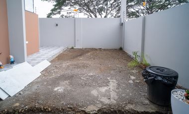 FOR SALE: Elegant 4-Bedroom Home in The Orchard Golf and Country Club, Dasmariñas
