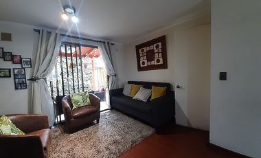 CASA EN PASAJE CERRADO / SAN PABLO / JOSÉ MANUEL GUZMAN